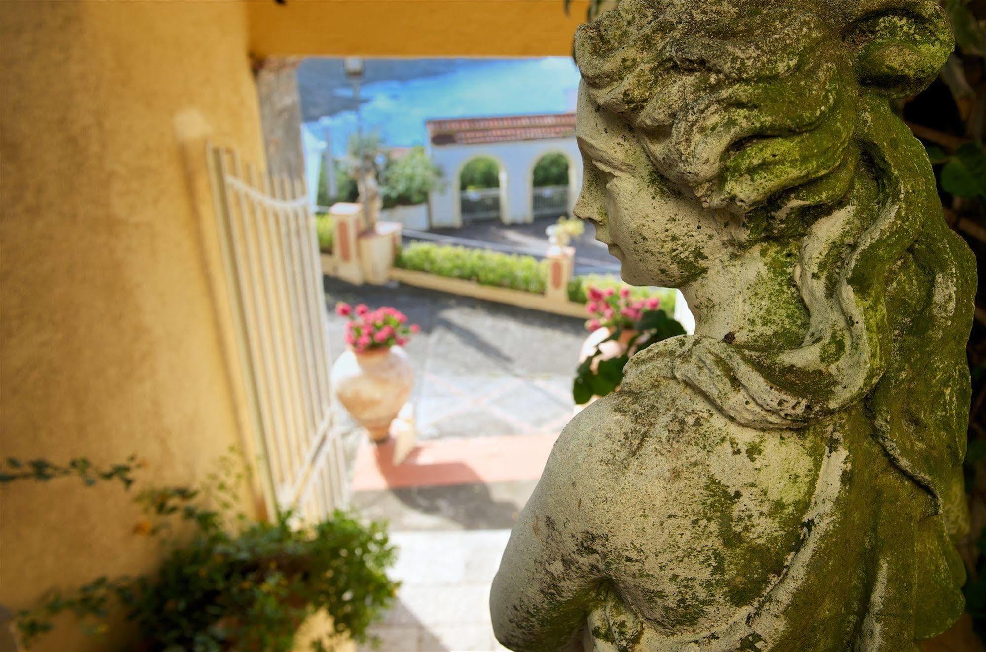 Romantic Hotel & Restaurant Villa Cheta Elite Маратеа Екстериор снимка